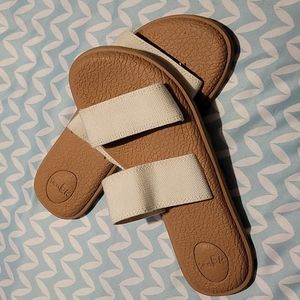 Sanuk sandals